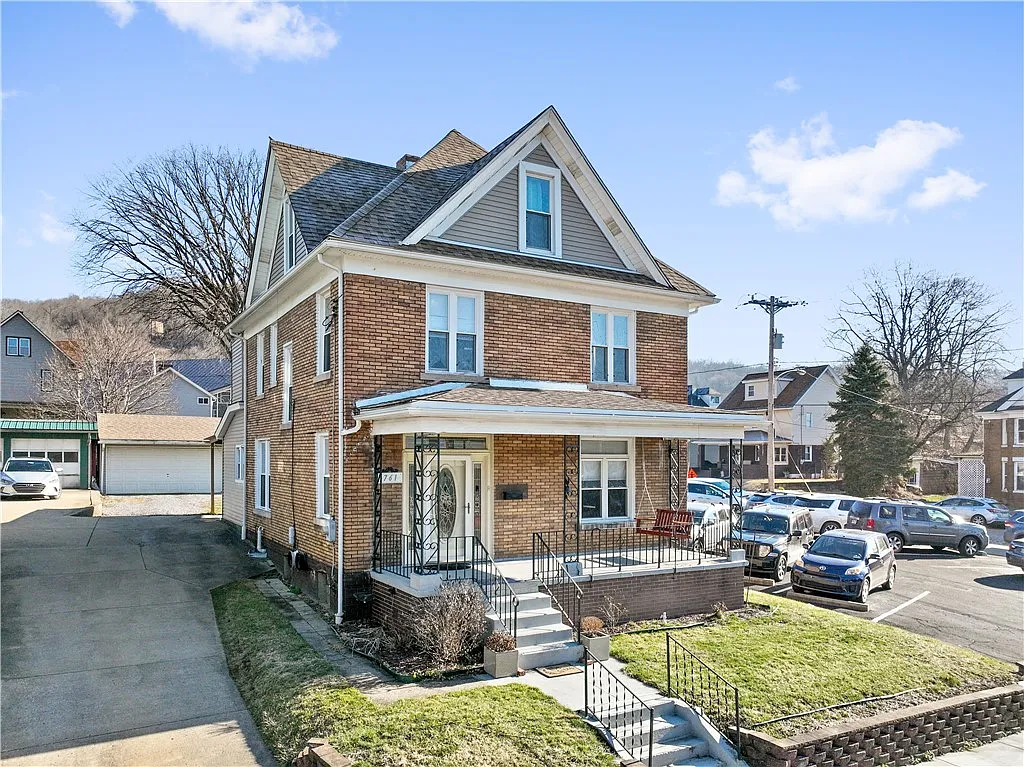 761 Beaver Ave photo 1