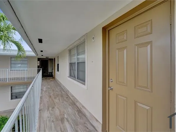 111 SE 4th Ave APT 9, Hallandale Beach, FL 33009