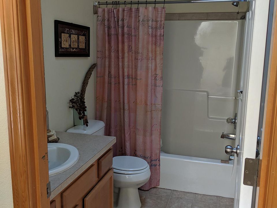 Although, not the master bathroom, it is one that is easy to reach by both bedrooms on the same floor. Very convenient and adaptable.