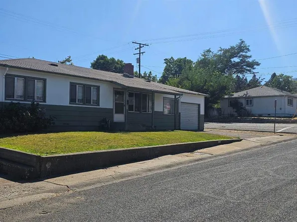 761 Pioneer St, Yreka, CA 96097