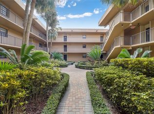 10425 SW 112th Ave APT 103, Miami, FL 33176