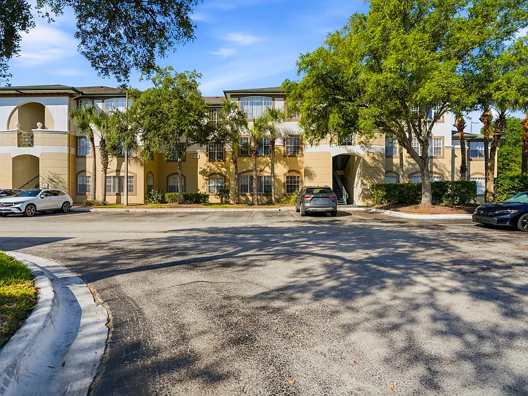 17101 Carrington Park Dr #419 — Photo 28
