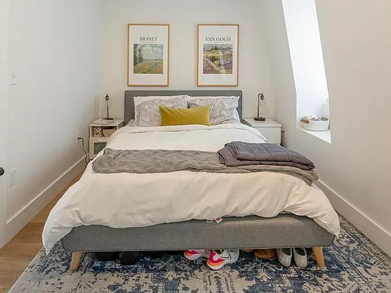 8 Viking St #3 — Photo 6