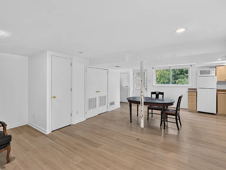 2338 Belleview Ave — Photo 8