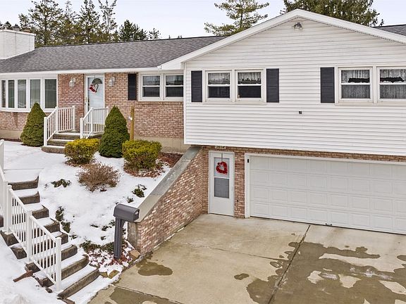 2nd image of 3604 Wildwood Dr