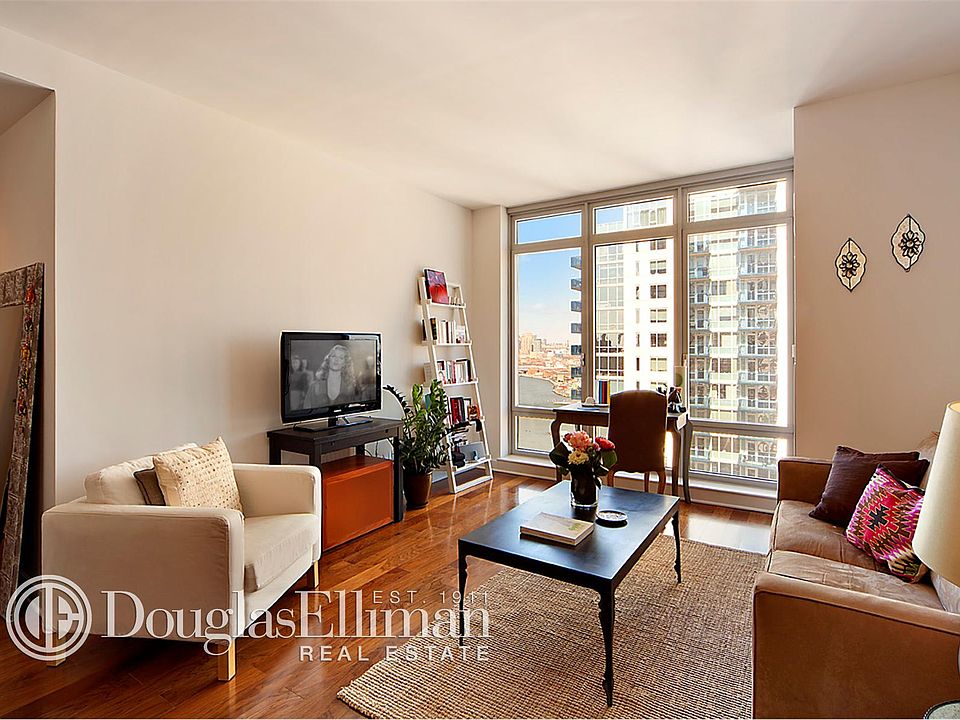 1st image of 2 Northside Piers APT 25Y