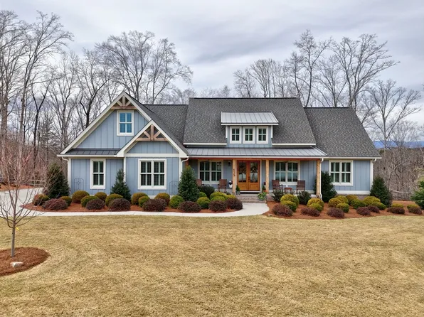 629 Riverstead Dr, Marietta, SC 29661