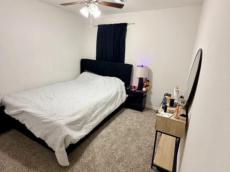 901 Goldenrod Ln — Photo 34