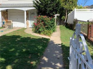 154-15 17th Ave, Whitestone, NY 11357