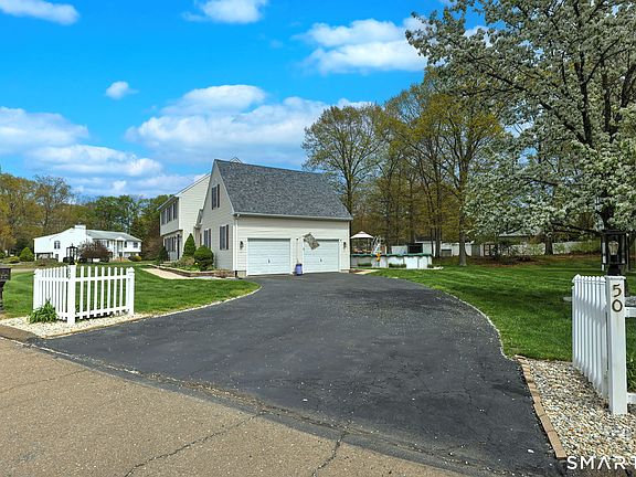 4th image of 50 Ralphs Lane
