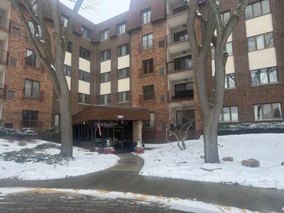 448 Raintree Ct Unit 1C, Glen Ellyn, IL, 60137