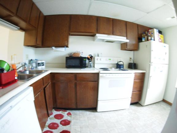 4th image of 612 E Campus Dr APT B2