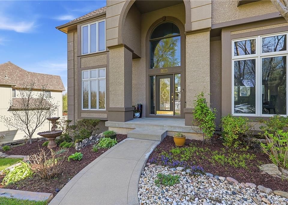 1st image of 9227 Redbud Ln
