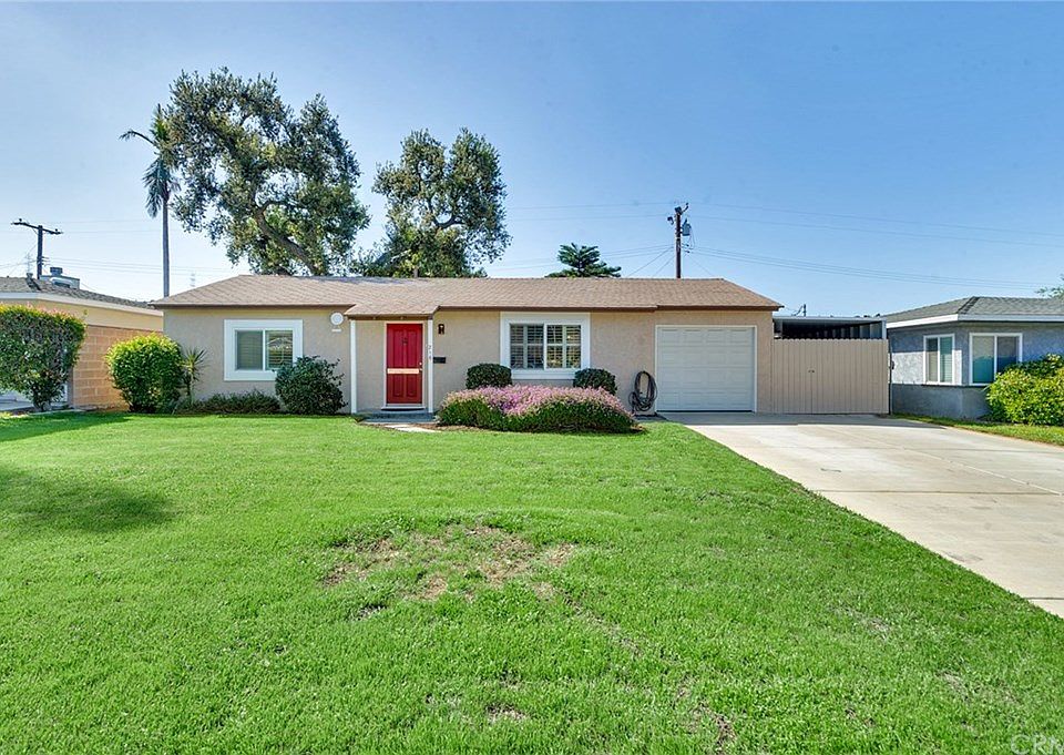 1st image of 216 W Mauna Loa Ave