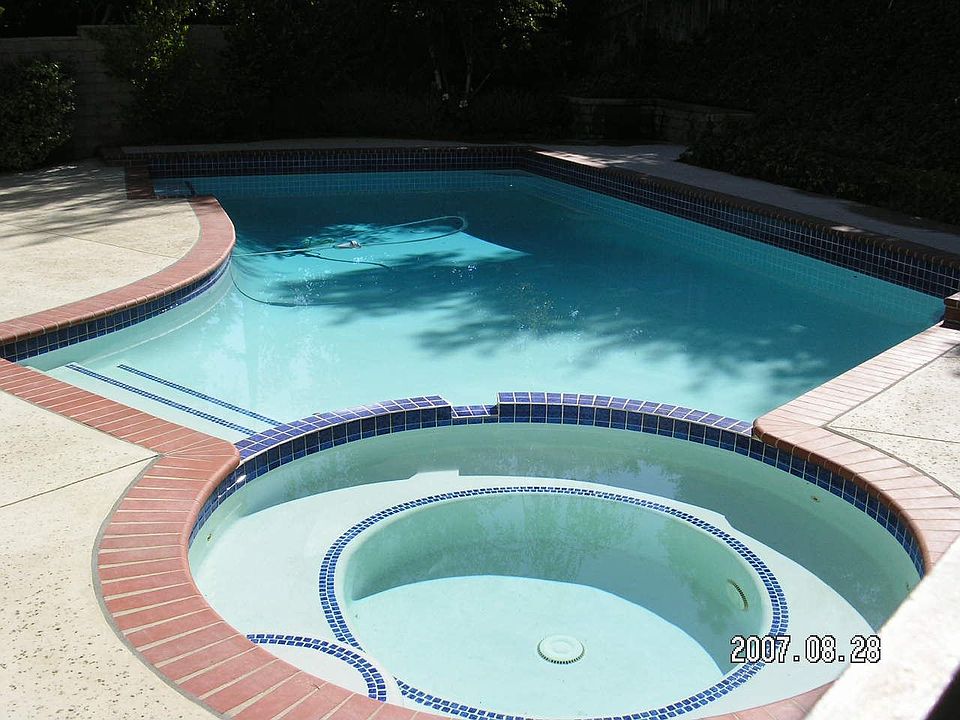 2nd image of 11776 Seminole Cir