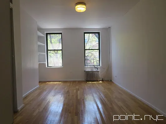 Rented by Point NYC | media 22