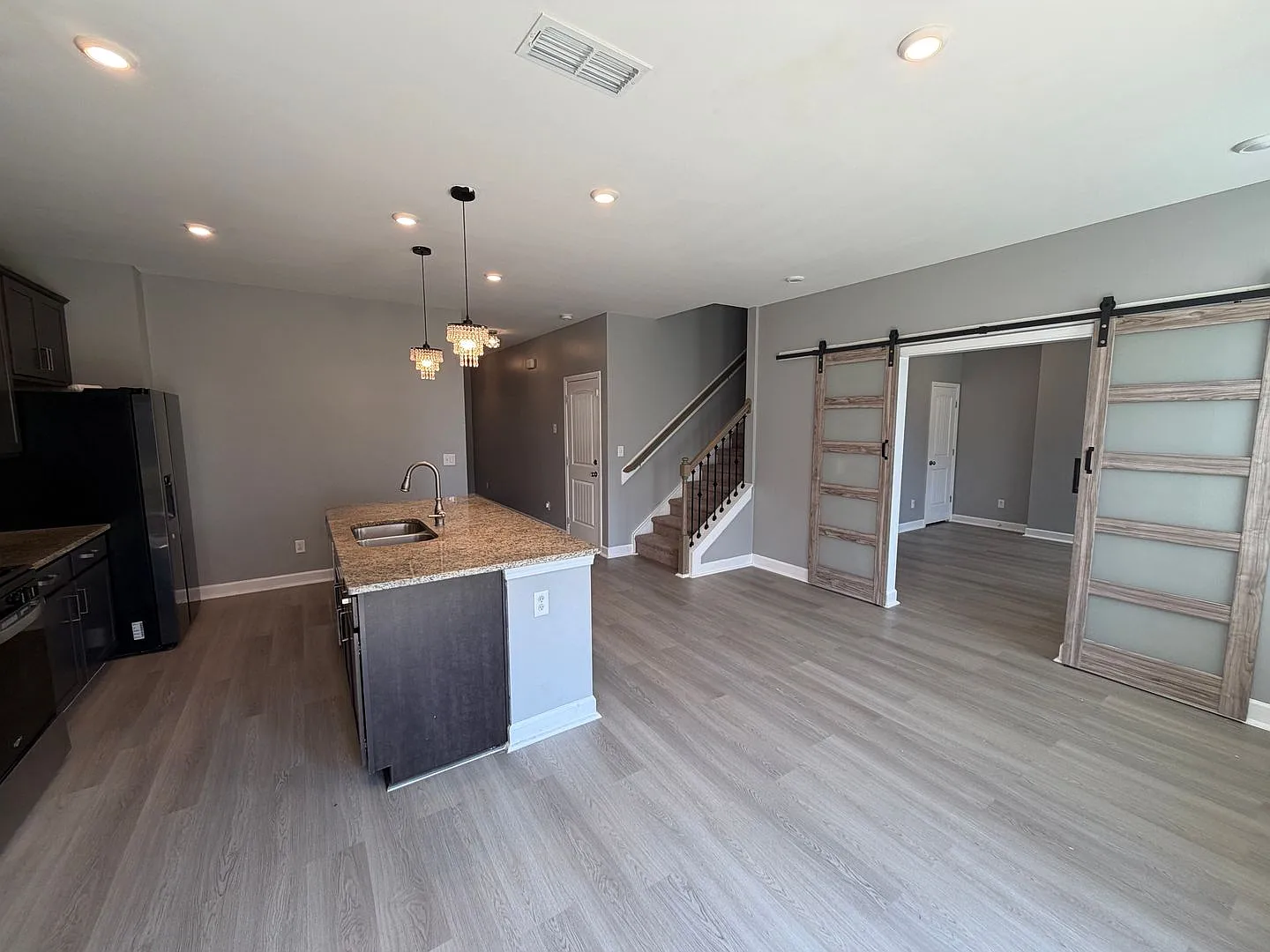 303 Canonbury Way — Photo 4