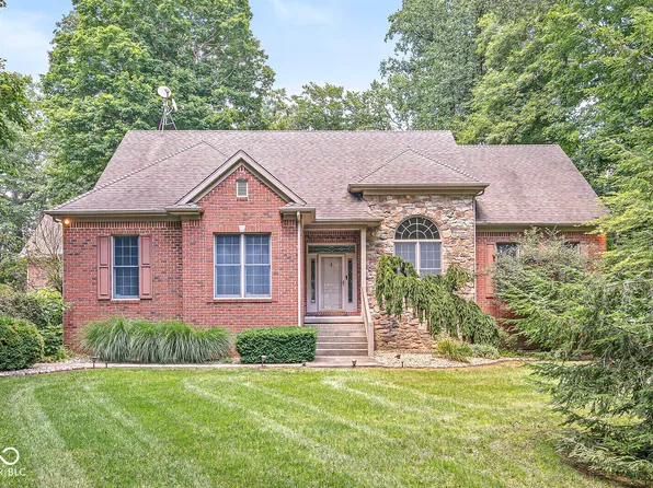1332 S Oak Ridge Ln, Crawfordsville, IN 47933