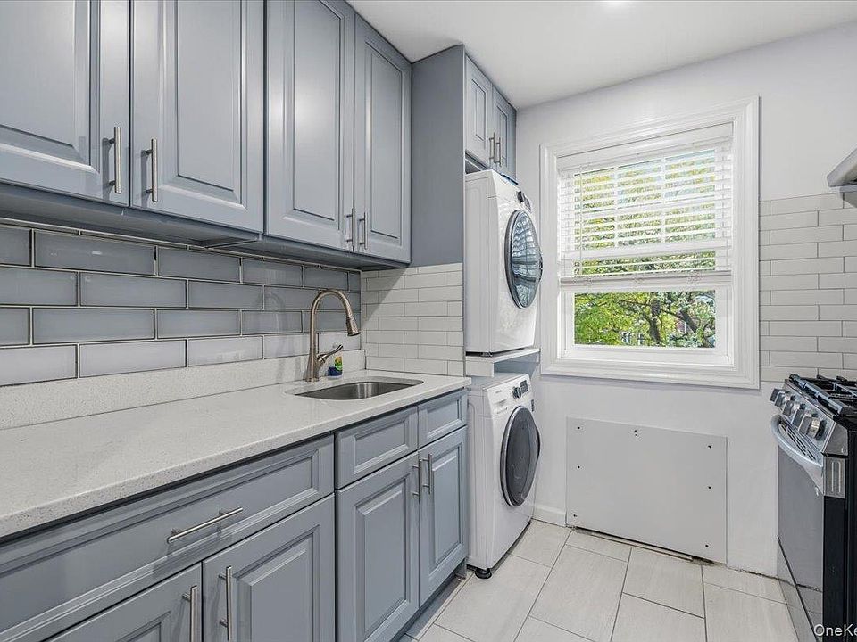 1st image of 224-14 Kingsbury Avenue #B