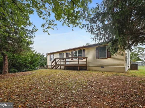 2739 Rowe Rd, New Windsor, MD 21776