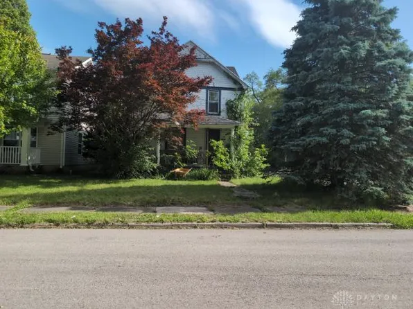166 Reisinger Ave, Dayton, OH 45417
