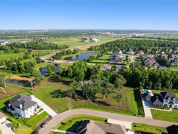2nd image of 219 Cypress Crossing Dr
