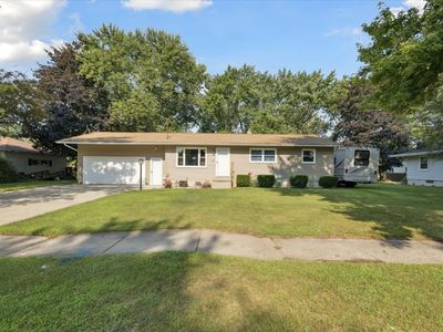 405 Andres St, Chesaning, MI, 48616