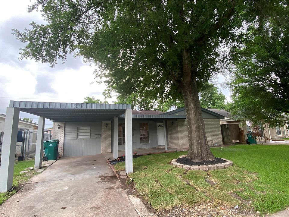 1st image of 3807 Newton Dr