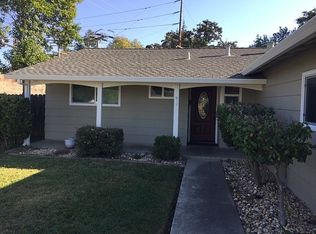 5746 Parkoaks Dr, Carmichael, CA 95608