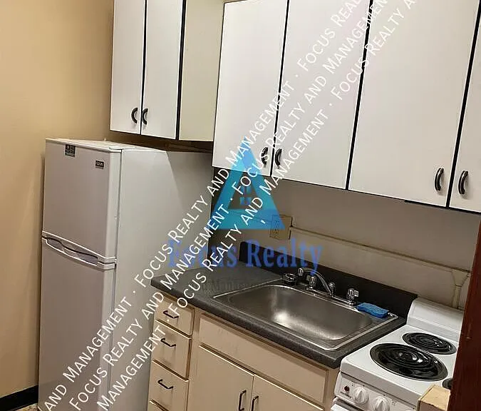 15 E Vine St #3 — Photo 3