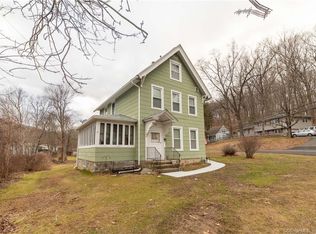 785 Field St, Naugatuck, CT 06770