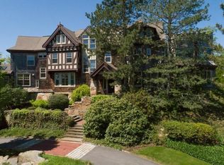 133 Beach St, Cohasset, MA 02025