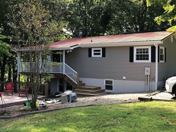 174 Elmwood Ln