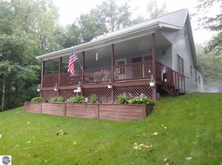 3210 Cricket Ln, Farwell, MI 48622