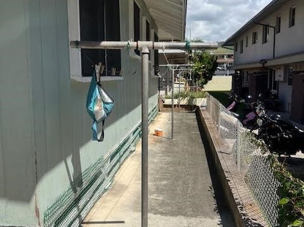 honolulu-hawaii-82508183 picture