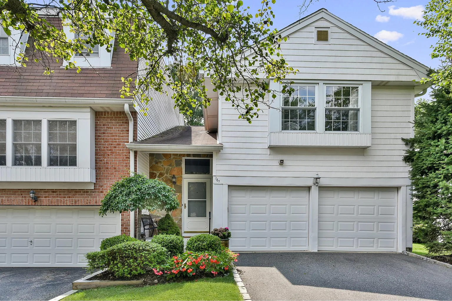 161 Hidden Ridge Dr photo 1