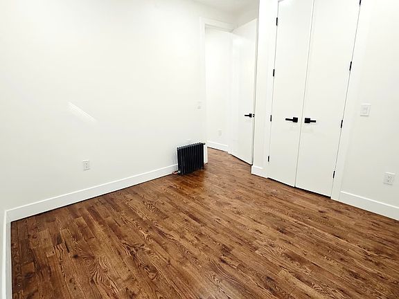 4th image of 377 Danforth Ave #1A