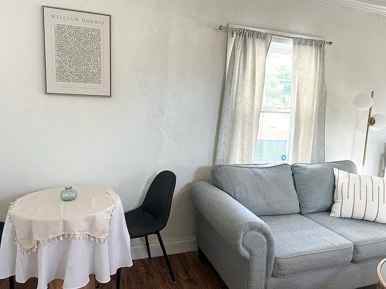 419 N F St #2 — Photo 7