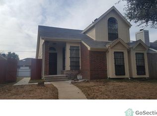 10475 Woodleaf Dr, Dallas, TX 75227
