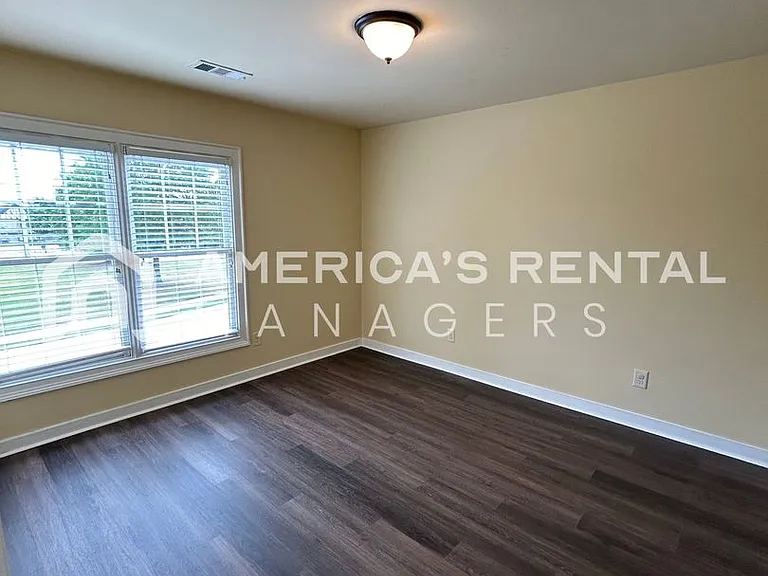 3651 Chalybe Cv — Photo 48
