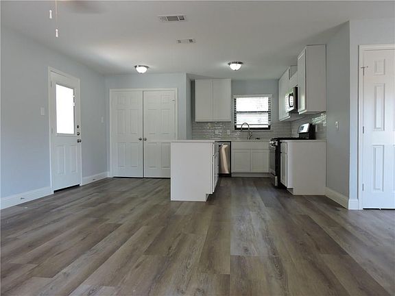5th image of 12238 Oberlin Dr