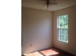 24 Madison Ln, Sicklerville, NJ 08081