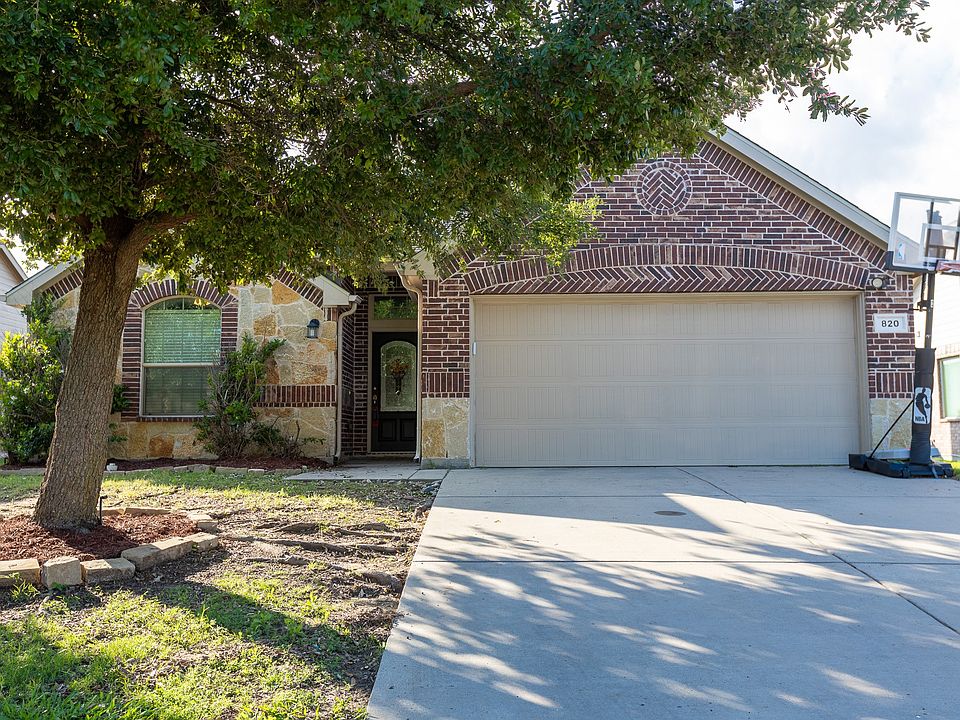 1st image of 820 Misty Oak Trl