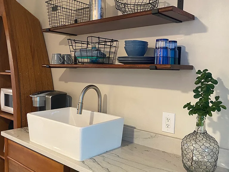 2109 Pine Tree Dr #4 — Photo 11