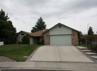 105 Bebb Ct, Richland, WA