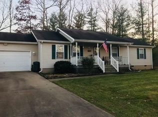 222 Brookridge Dr, Shady Spring, WV 25918