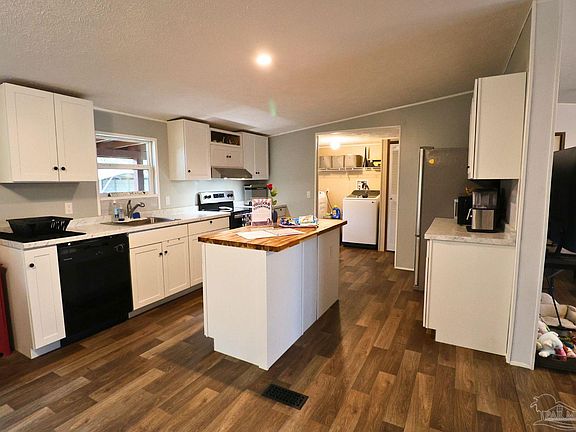 3rd image of 9819 American Farms Rd