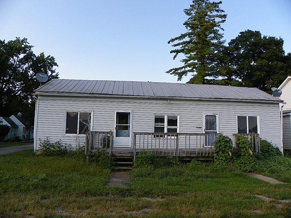 2nd image of 19049 Mount St Lot 5