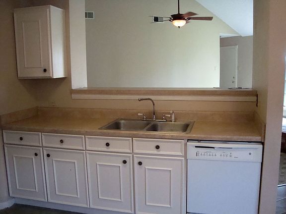 Open kitchen 