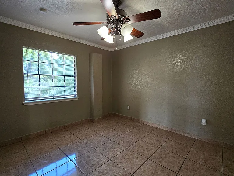 230 Mighty Oak Ln — Photo 16